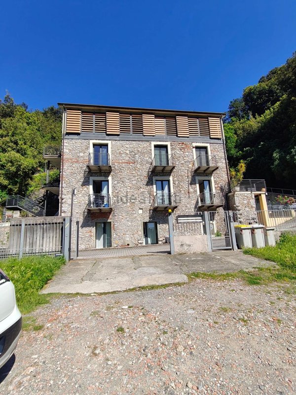 appartamento in vendita a La Spezia in zona Chiappa