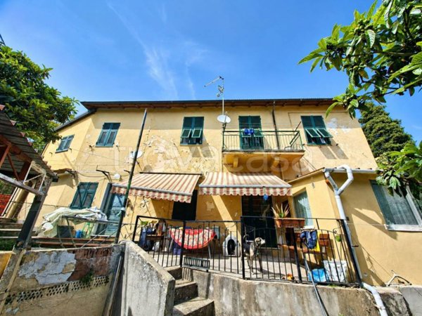 casa indipendente in vendita a La Spezia in zona Biassa