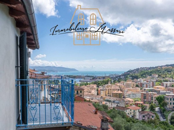 appartamento in vendita a La Spezia in zona Chiappa