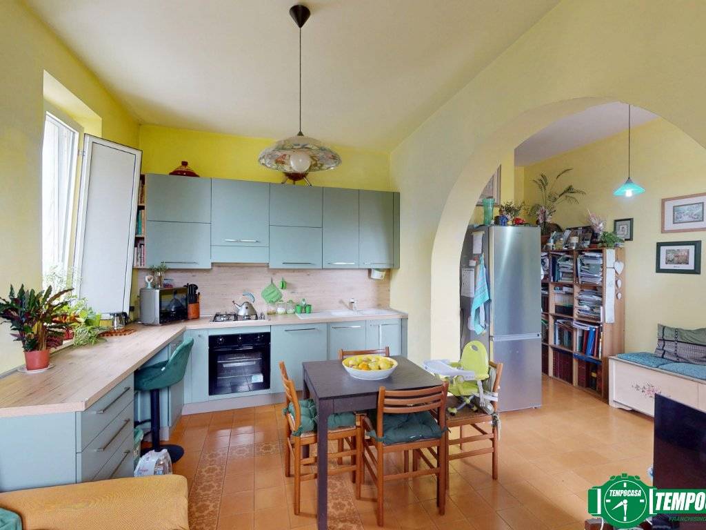 appartamento in vendita a La Spezia in zona Montepertico