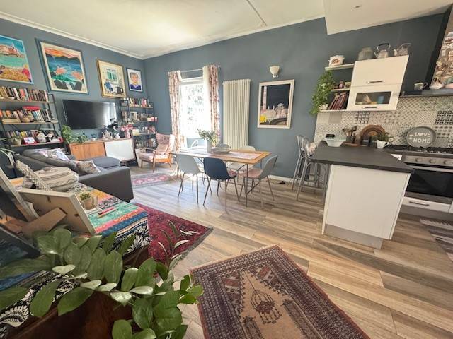 casa indipendente in vendita a La Spezia in zona Montepertico