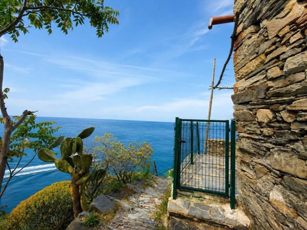 casale in vendita a La Spezia in zona Campiglia