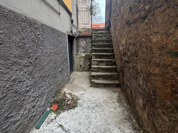 locale commerciale in vendita a La Spezia in zona Centro Storico