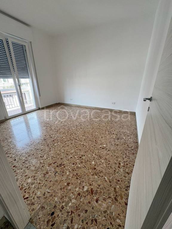 appartamento in vendita a La Spezia in zona Canaletto / Buonviaggio / Migliarina