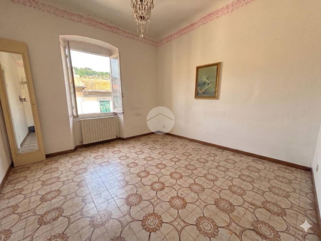 appartamento in vendita a La Spezia in zona Chiappa