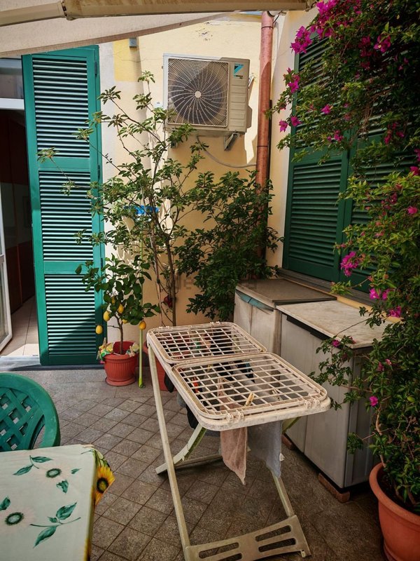 appartamento in vendita a La Spezia in zona Canaletto / Buonviaggio / Migliarina