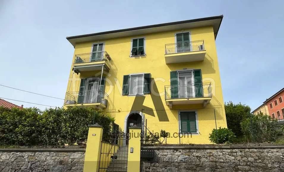 appartamento in vendita a La Spezia in zona Chiappa