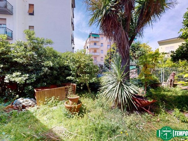 casa indipendente a La Spezia in zona Canaletto / Buonviaggio / Migliarina