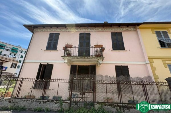 casa indipendente a La Spezia in zona Canaletto / Buonviaggio / Migliarina