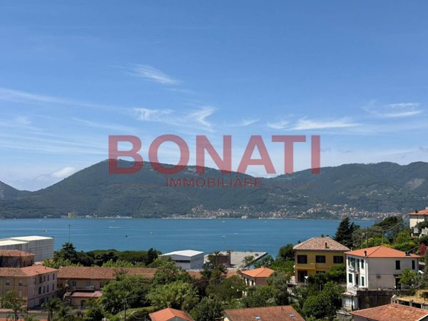 appartamento in vendita a La Spezia in zona Pitelli