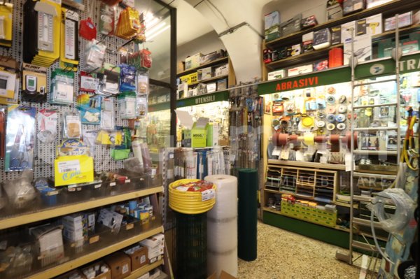 negozio in vendita a La Spezia