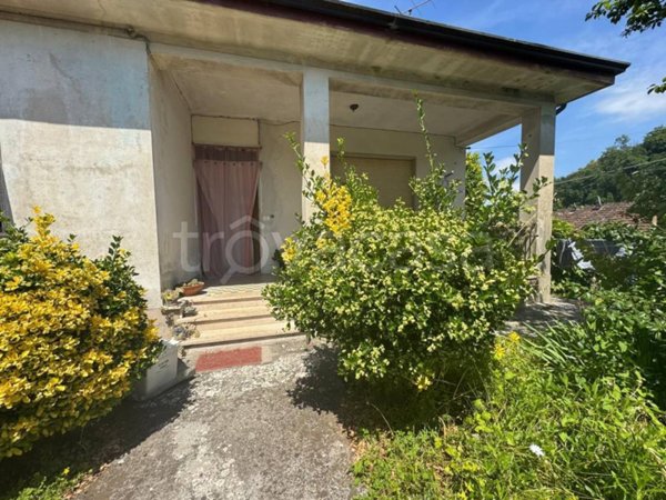 casa indipendente in vendita a La Spezia