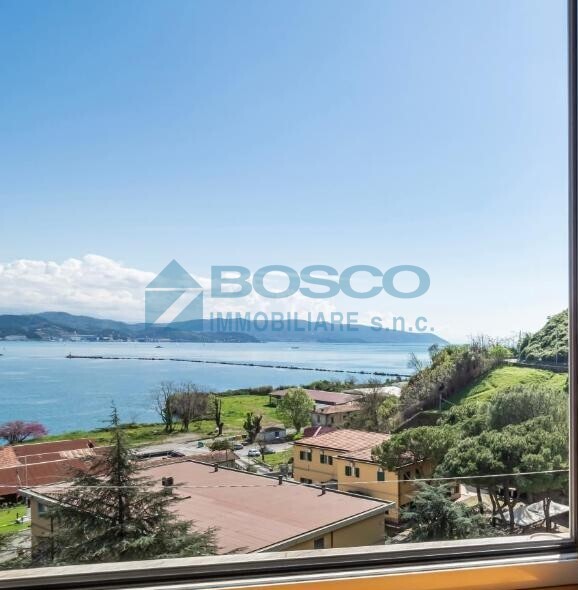 appartamento in vendita a La Spezia in zona Marola