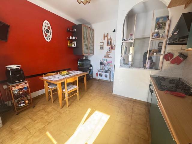 appartamento in vendita a La Spezia in zona Montepertico