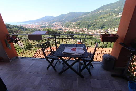 casa indipendente in vendita a La Spezia in zona Sarbia