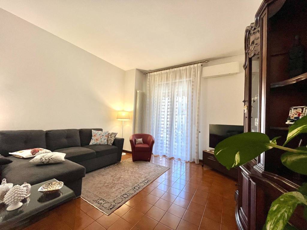 appartamento in vendita a La Spezia in zona Canaletto / Buonviaggio / Migliarina