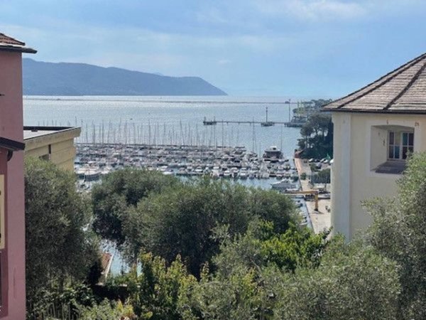 appartamento in vendita a La Spezia in zona Ruffino