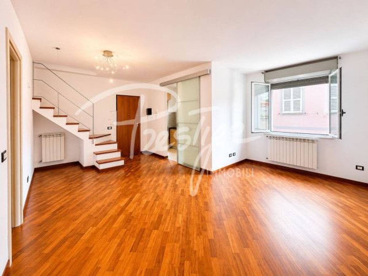 appartamento in vendita a La Spezia in zona Canaletto / Buonviaggio / Migliarina