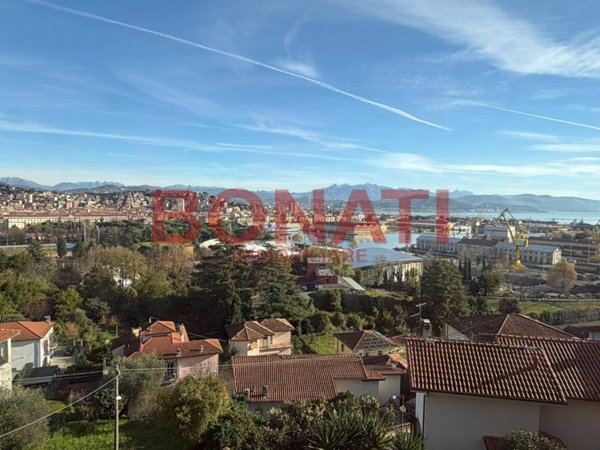 appartamento in vendita a La Spezia in zona Marola