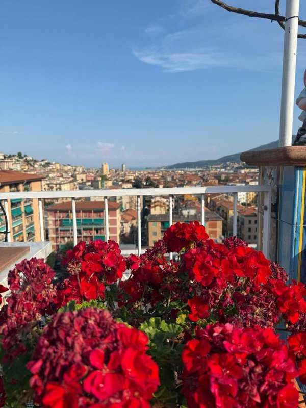 appartamento in vendita a La Spezia in zona Chiappa
