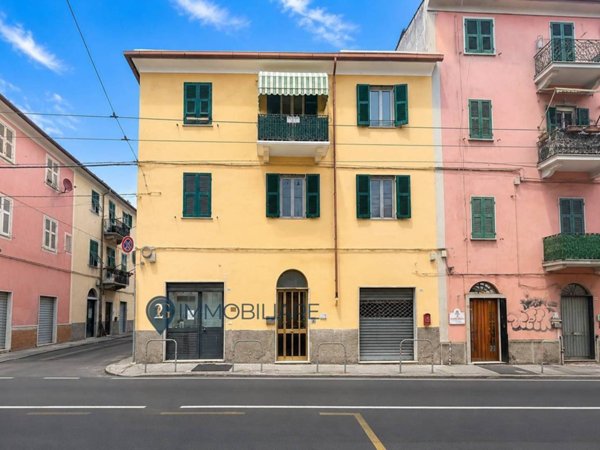 appartamento in vendita a La Spezia in zona Chiappa