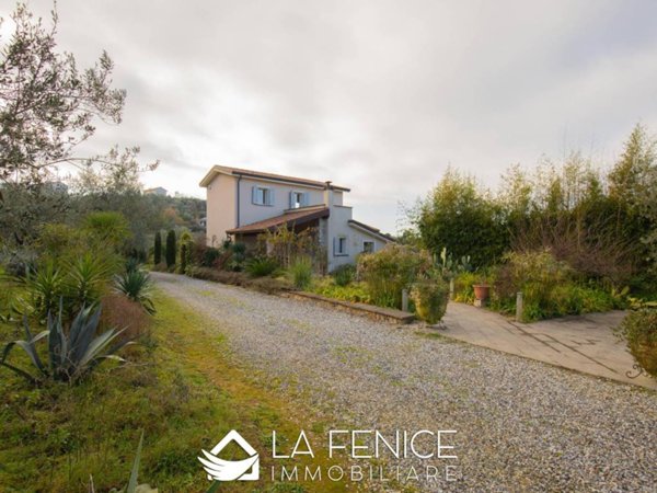 casa indipendente in vendita a La Spezia in zona San Venerio