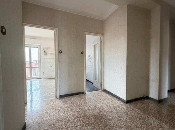 appartamento in vendita a La Spezia in zona Canaletto / Buonviaggio / Migliarina