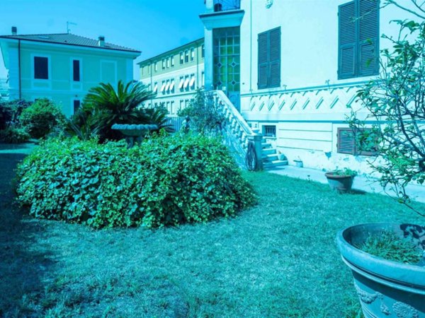 appartamento in vendita a La Spezia in zona Canaletto / Buonviaggio / Migliarina