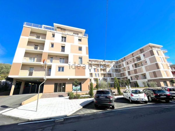 ufficio in vendita a La Spezia in zona Valdellora