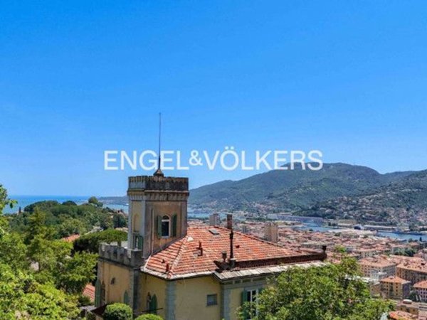 appartamento in vendita a La Spezia in zona Centro Storico