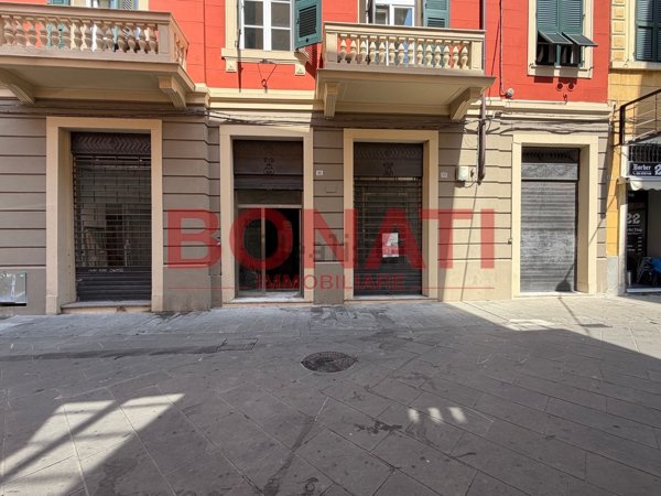 negozio in vendita a La Spezia in zona Centro Storico