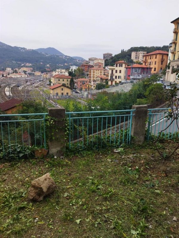 appartamento in vendita a La Spezia in zona Valdellora