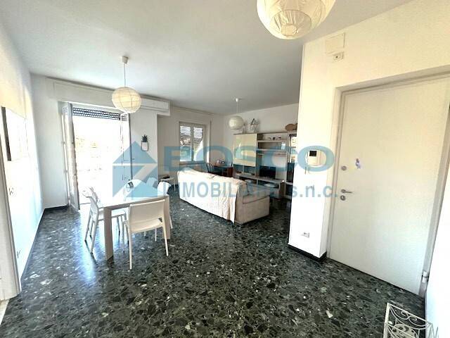 appartamento in vendita a La Spezia in zona Canaletto / Buonviaggio / Migliarina