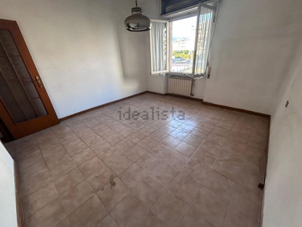 appartamento in vendita a La Spezia in zona Canaletto / Buonviaggio / Migliarina