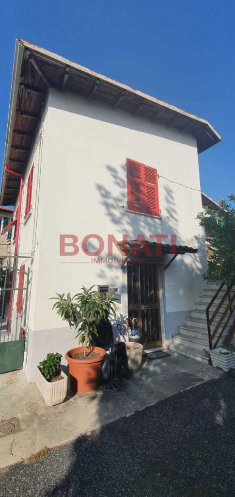 casa indipendente a La Spezia in zona Canaletto / Buonviaggio / Migliarina