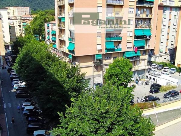 appartamento in vendita a La Spezia in zona Chiappa