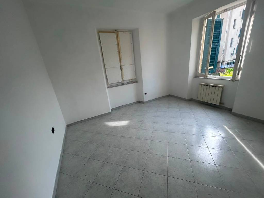 appartamento in vendita a La Spezia in zona Chiappa
