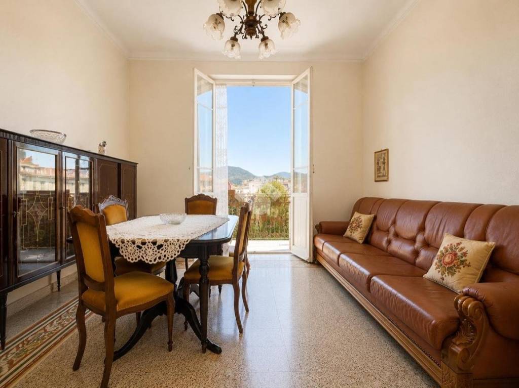 appartamento in vendita a La Spezia in zona Canaletto / Buonviaggio / Migliarina