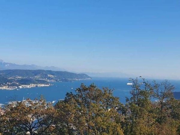 casa indipendente in vendita a La Spezia in zona Bersedo