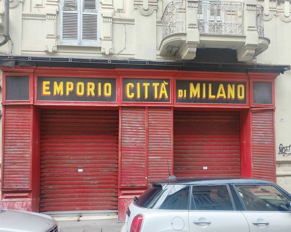locale commerciale in vendita a La Spezia in zona Centro Storico