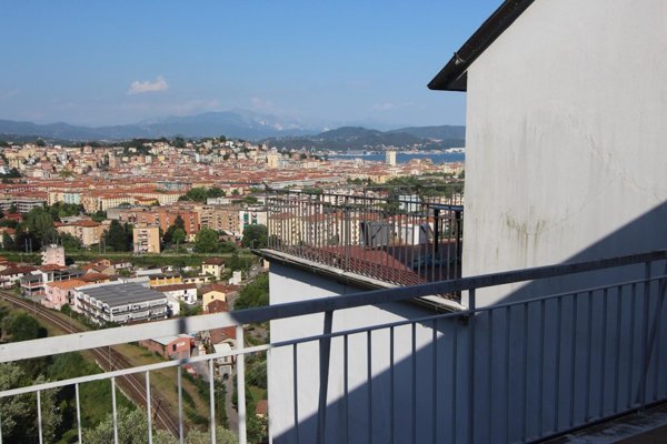casa indipendente in vendita a La Spezia in zona Vivèra