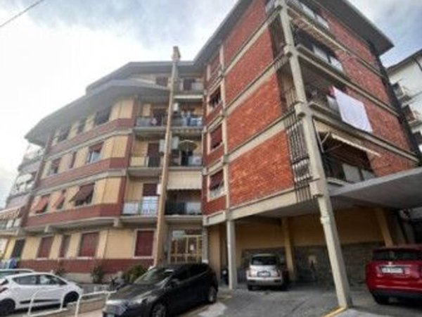 appartamento in vendita a La Spezia in zona Canaletto / Buonviaggio / Migliarina