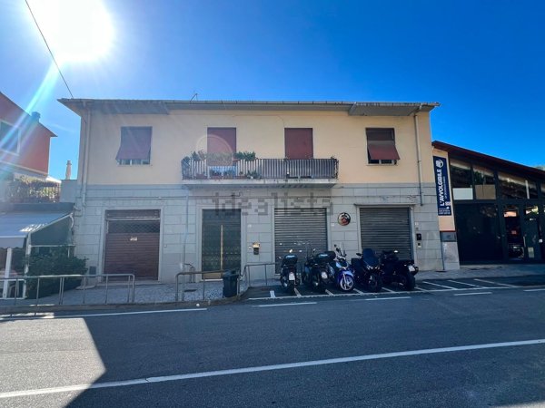 appartamento in vendita a La Spezia in zona Montepertico