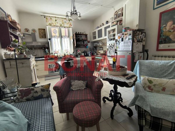 casa indipendente in vendita a La Spezia in zona Marola