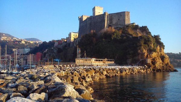 negozio in affitto a Lerici