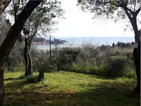 casa indipendente in vendita a Lerici