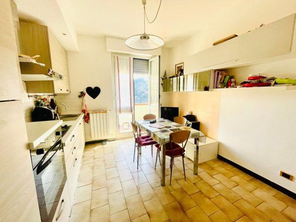 appartamento in vendita a Lerici in zona Pugliola