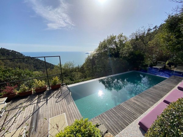 casa indipendente in vendita a Lerici