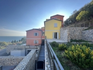 appartamento in vendita a Lerici