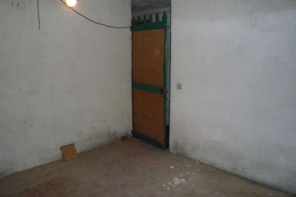 locale di sgombero in vendita a Lerici in zona San Terenzo